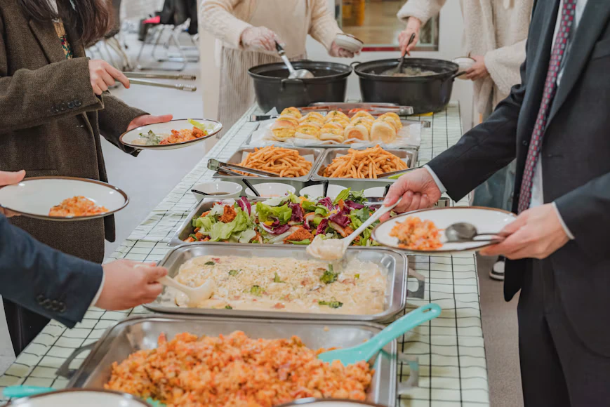 Ilustrasi catering kantor